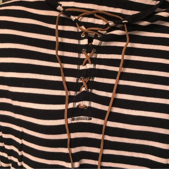 Ralph Lauren Striped Lace Neck Top size XL - Picture 4 of 5